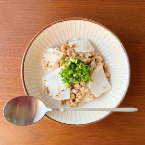 「納豆」がさらに栄養満点に！納豆に入れたい“腸がよろこぶ白い野菜”とは？