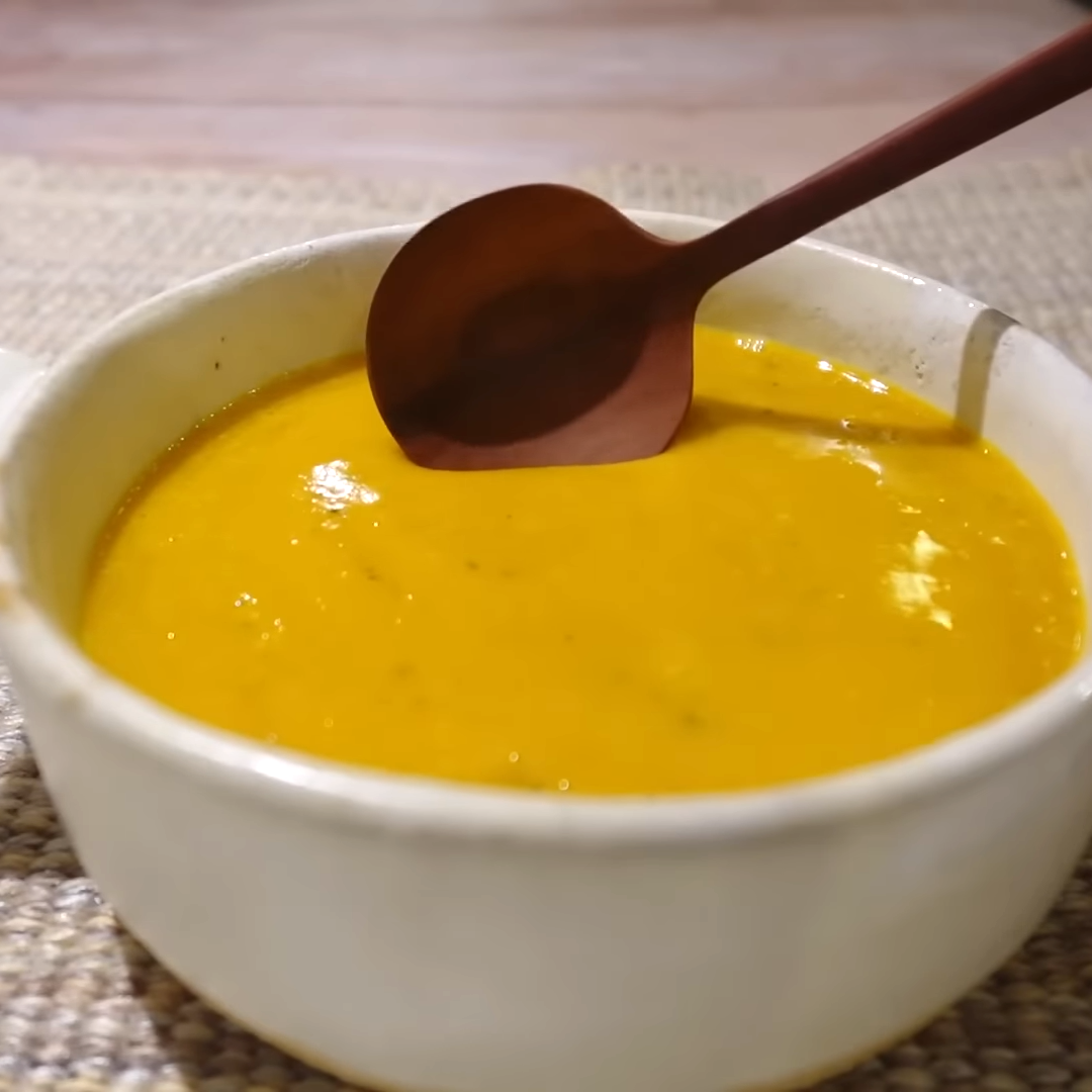  驚くほど甘い「濃厚かぼちゃスープ」をつくる方法。なんとミキサー不要なんです。 