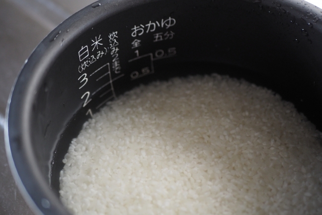 ふつうのお米と同じくらいの価格で時短になる無洗米