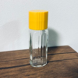 「スパイスの空き瓶」捨てたら損！ジャストフィットして使いやすくなる“意外なもの”とは