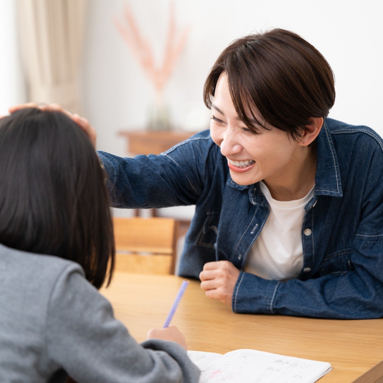  子育てをがんばりすぎて「心と体が疲弊してしまう親」の特徴 