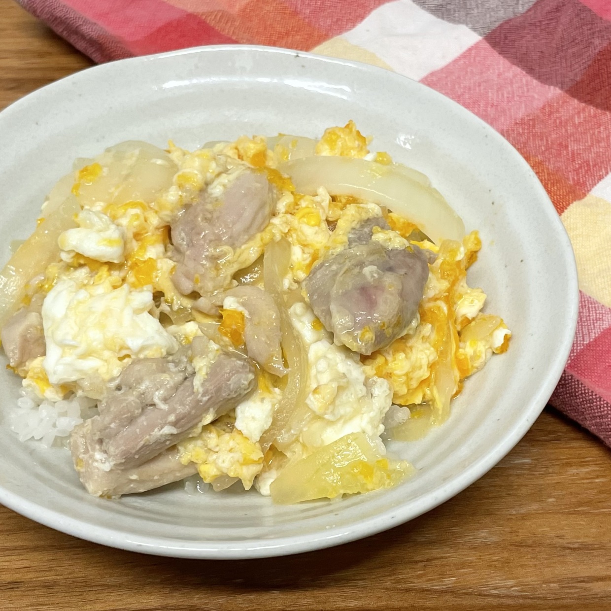  知って得する！「親子丼」の鶏肉を柔らかくするのは「切り方」がコツだった 