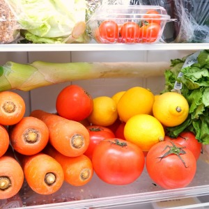 知らなかった…。冷蔵庫に入れると劣化する？そのまま“冷蔵庫NGな野菜３選”