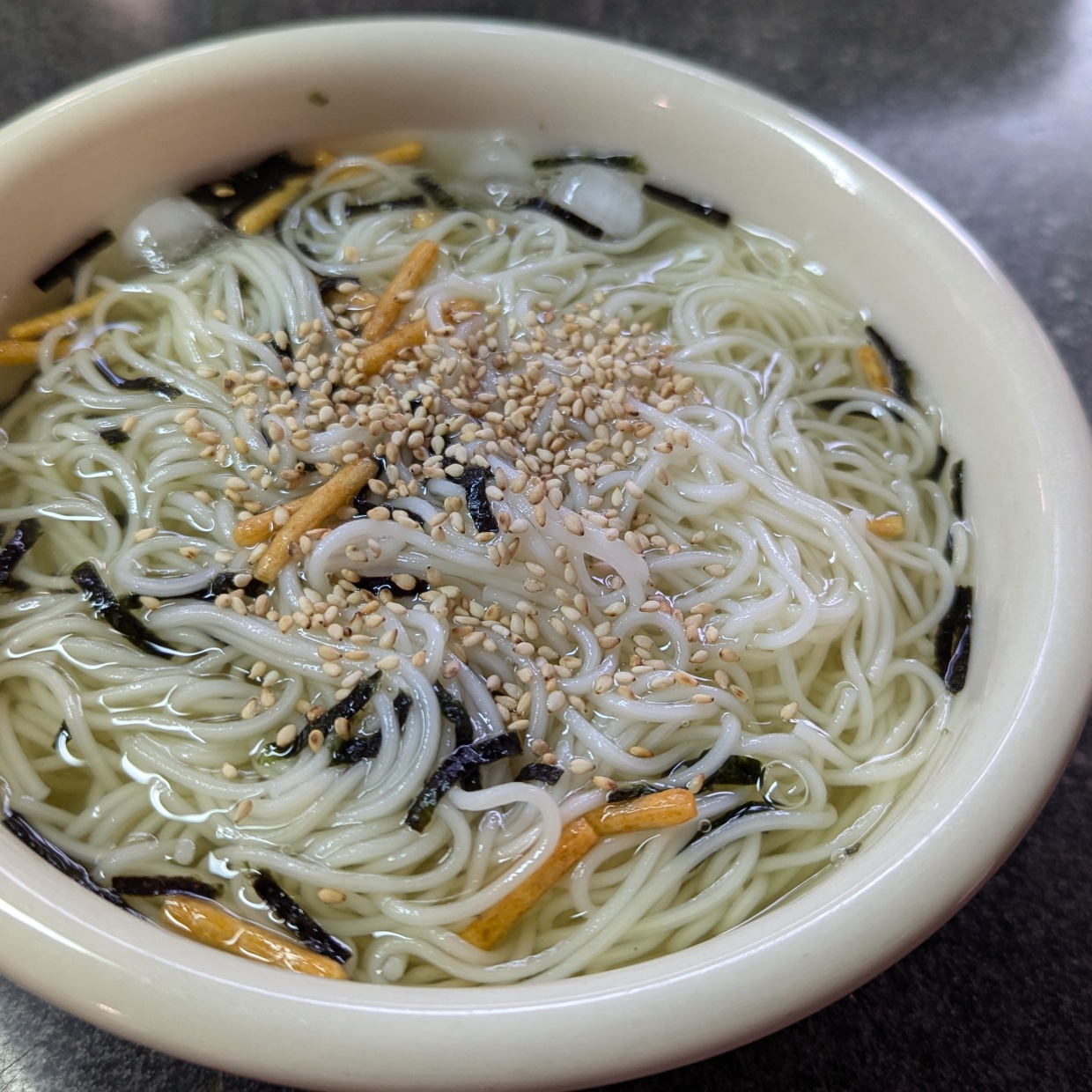  「そうめん」は麺つゆで食べるだけじゃない！麺つゆの代わりに使う意外なものとは？【夏のさっぱりレシピ】 