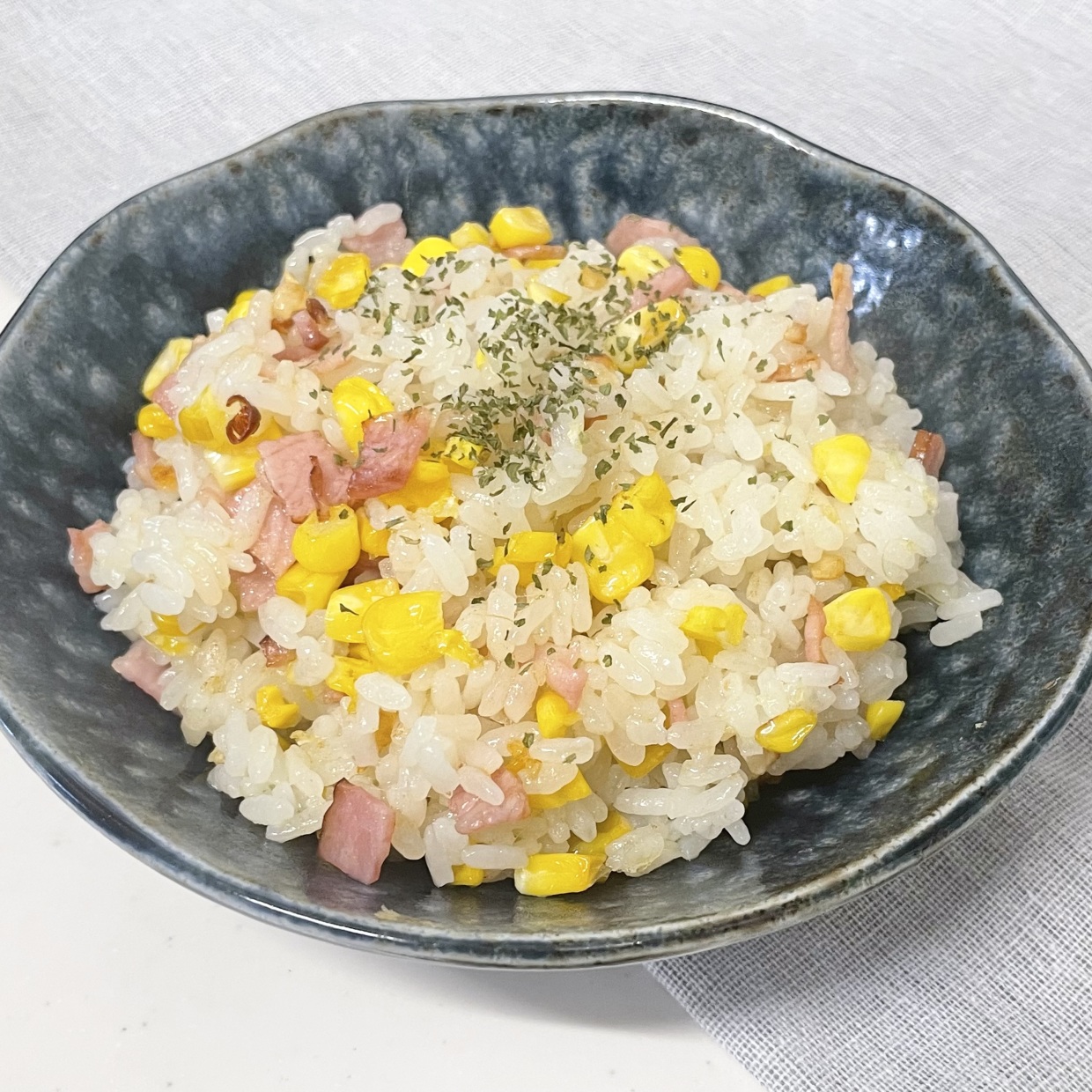  「ガーリックオイル」と一緒に炒めるだけ！腸が喜ぶ夏野菜を使った【夏バテ予防レシピ】 