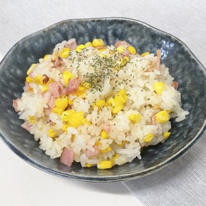 「ガーリックオイル」と一緒に炒めるだけ！腸が喜ぶ夏野菜を使った【夏バテ予防レシピ】