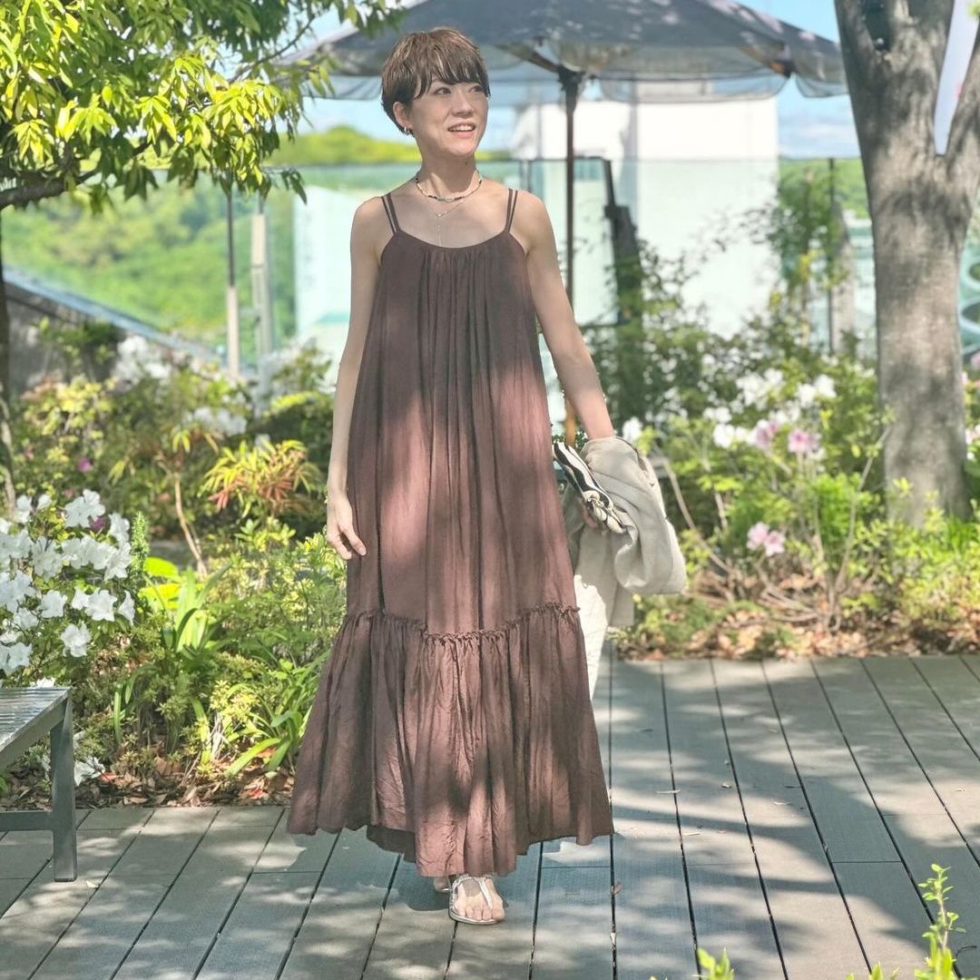  暑い夏もおしゃれを楽しみたい！「おしゃれ」と「涼しさ」両方叶う【40代大人女子の夏コーデ】 