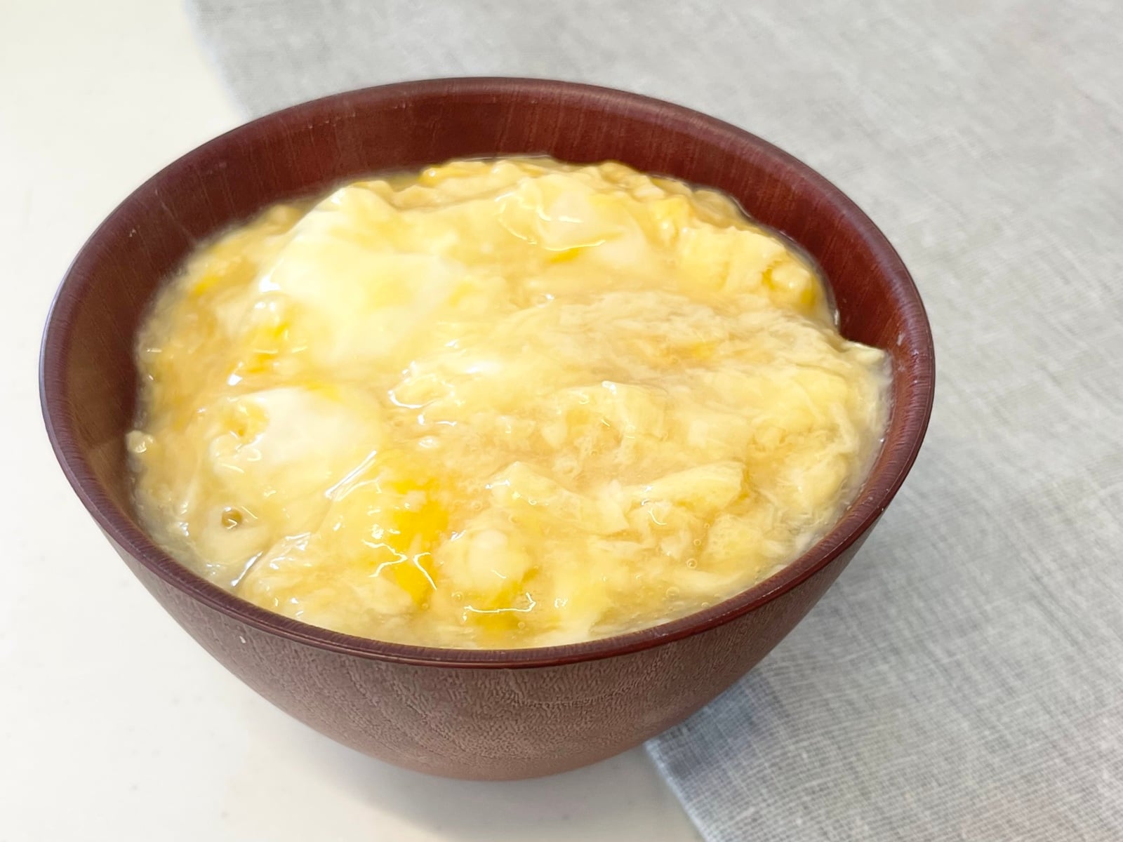 チーたま 卵」と「チーズ」がやみつきになる…。あんにしてご飯にかけるだけ