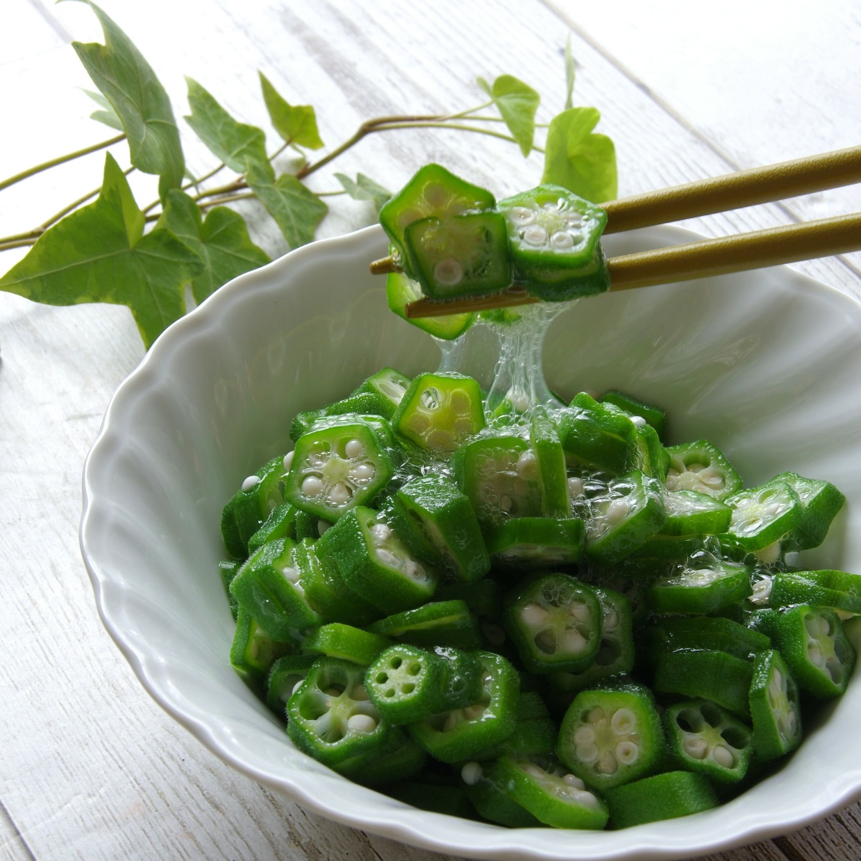  知らなかった…。「オクラ」と相性がいい食材「簡単に栄養不足を解消できて嬉しい…！」 