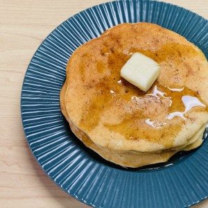 意外過ぎる…。ひきわり納豆をホットケーキの生地に入れた「納豆ヨーグルトパンケーキ」はクセになる味！