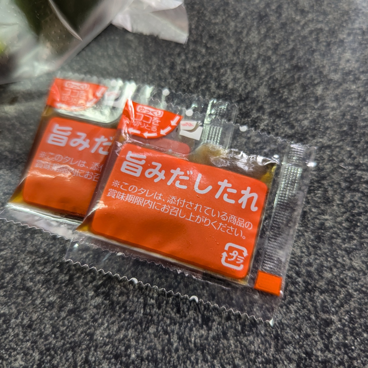  余った「納豆のたれ」使わないと損！味がシミシミで“さっぱりおいしいおつまみ”が完成！ 