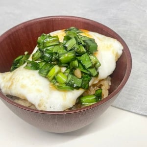 季節の変わり目に食べたい免疫力アップレシピ。「卵」や豆腐、サラダにも合う「万能ニラだれ」