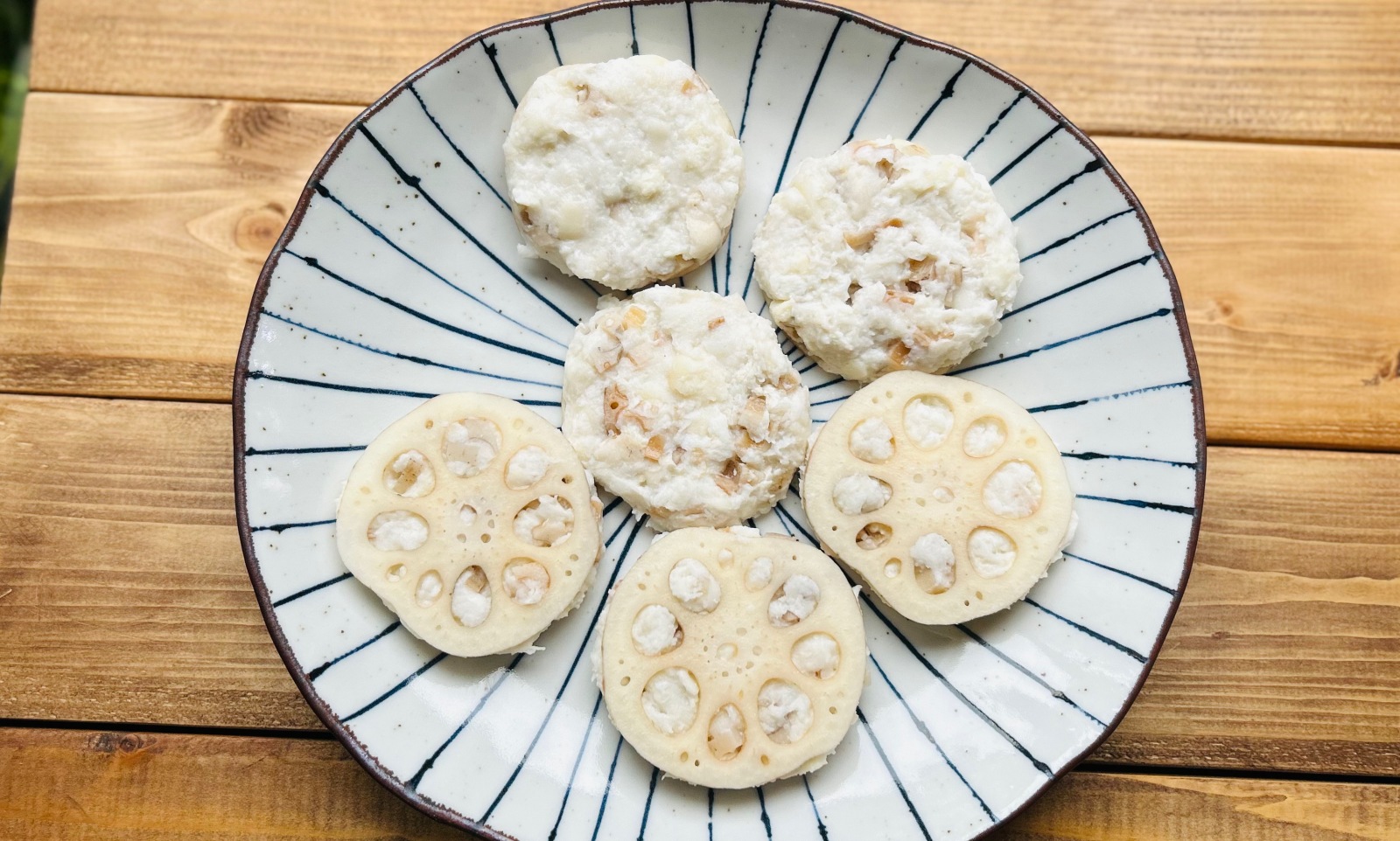ねっとりフワフワでクセになる!シャキシャキ食感も楽しめる「里いも」の意外でおいしいレシピ