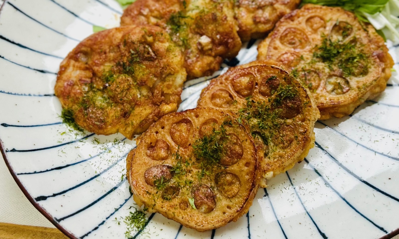 ねっとりフワフワでクセになる!シャキシャキ食感も楽しめる「里いも」の意外でおいしいレシピ