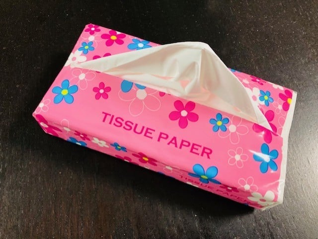 ミシン目がある「ソフトティッシュ」の賢い開け方。「もう破れない