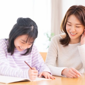 受験直前の子どもに逆効果。親が“避けるべき話し方”と“正しい伝え方”