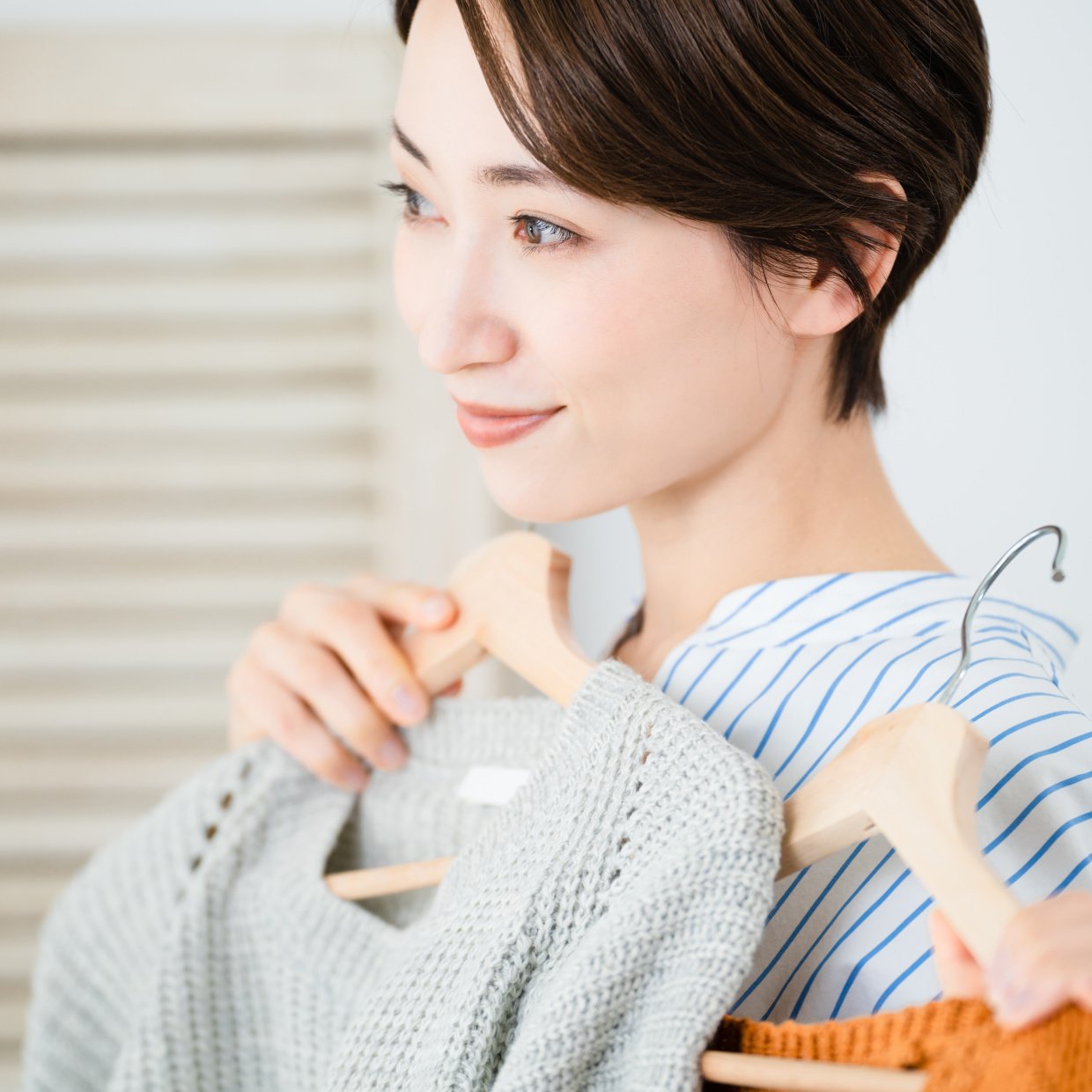  「衣類代」を節約するために意識したい“3つのコツ”「賢く節約できる」「服の買い方見直します」 