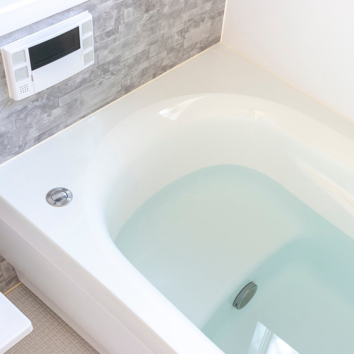  「おふろの残り湯」を有効に使うコツ「掃除にも使えるんだ…」「衛生面には気をつけよう」 