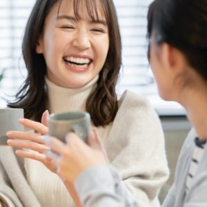 「幸福度が高い人」が実践する友人との付き合い方“3つの特徴”