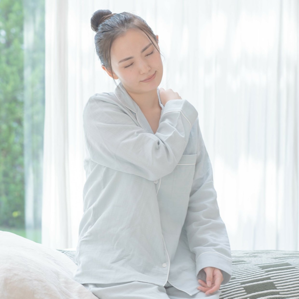  「幸福度が低い人」によくみられる“朝のNG行動”3選 