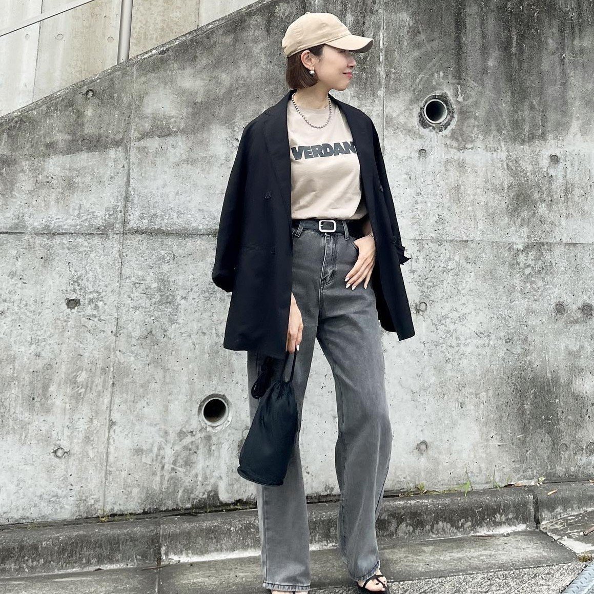  カジュアルにもきれいめにも！失敗しない「大人の春夏キャップコーデ」3選 