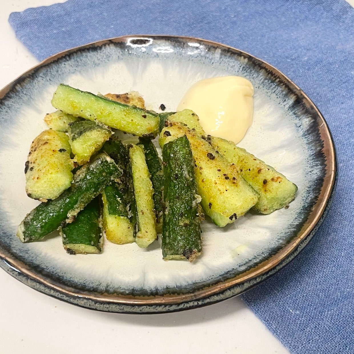  「きゅうり」の斬新で意外な食べ方「ポリポリ食感」「新食感でおいしい！」 