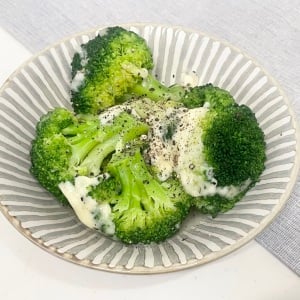 「ブロッコリー」はもう茹でない。“栄養を丸ごと”いただく意外でおいしい食べ方