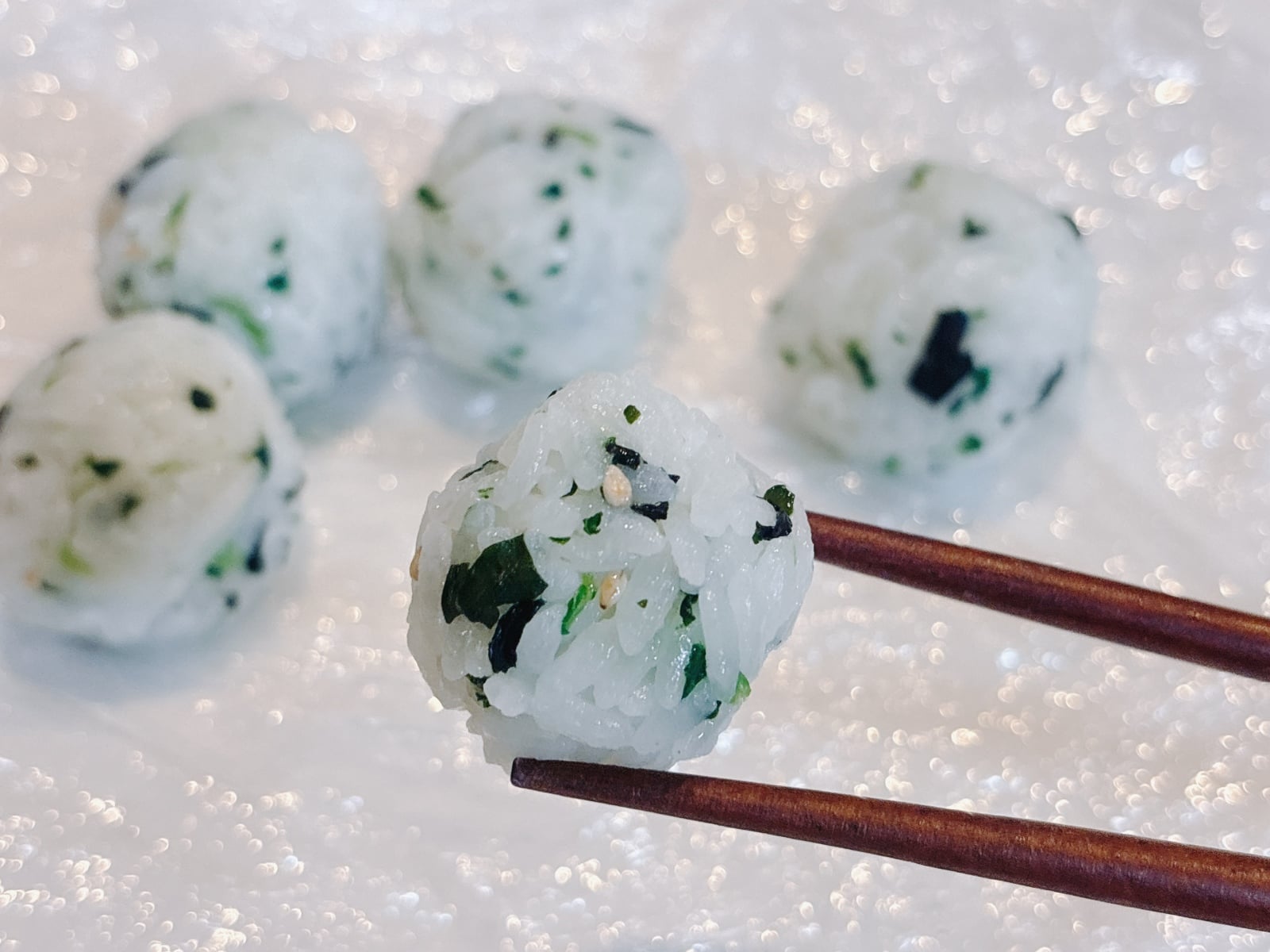 221DZhraxtvFFqi97PdV6GubVFXZyX