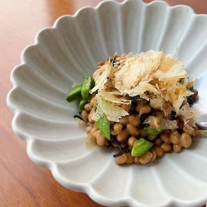 「納豆」にいれると体がよろこぶ“ビタミンAの吸収率をあげる”健康食材とは？