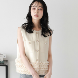 「上品なのに頑張りすぎて見えない。」40代女性にちょうどいい【初夏の垢抜け洗練トップス3選】