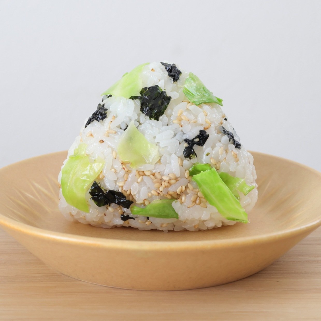  おいしくて家族のテンションも上がる！「韓国海苔」と抜群に合う“ビタミン・食物繊維が豊富”な食材とは？ 