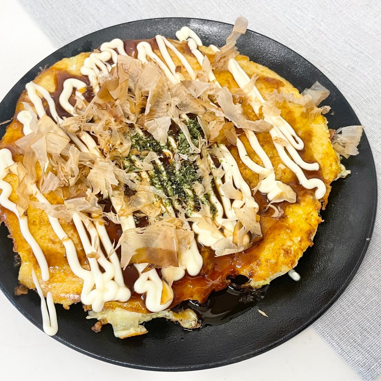  豆腐で作る「お好み焼き」がヘルシーでおいしい…！混ぜて焼くだけ超簡単レシピ「栄養もばっちり」 