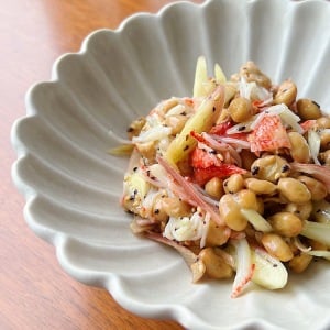 暑い日もさっぱり食べられる！「納豆」にいれると体がよろこぶ食材と3つの紫外線対策