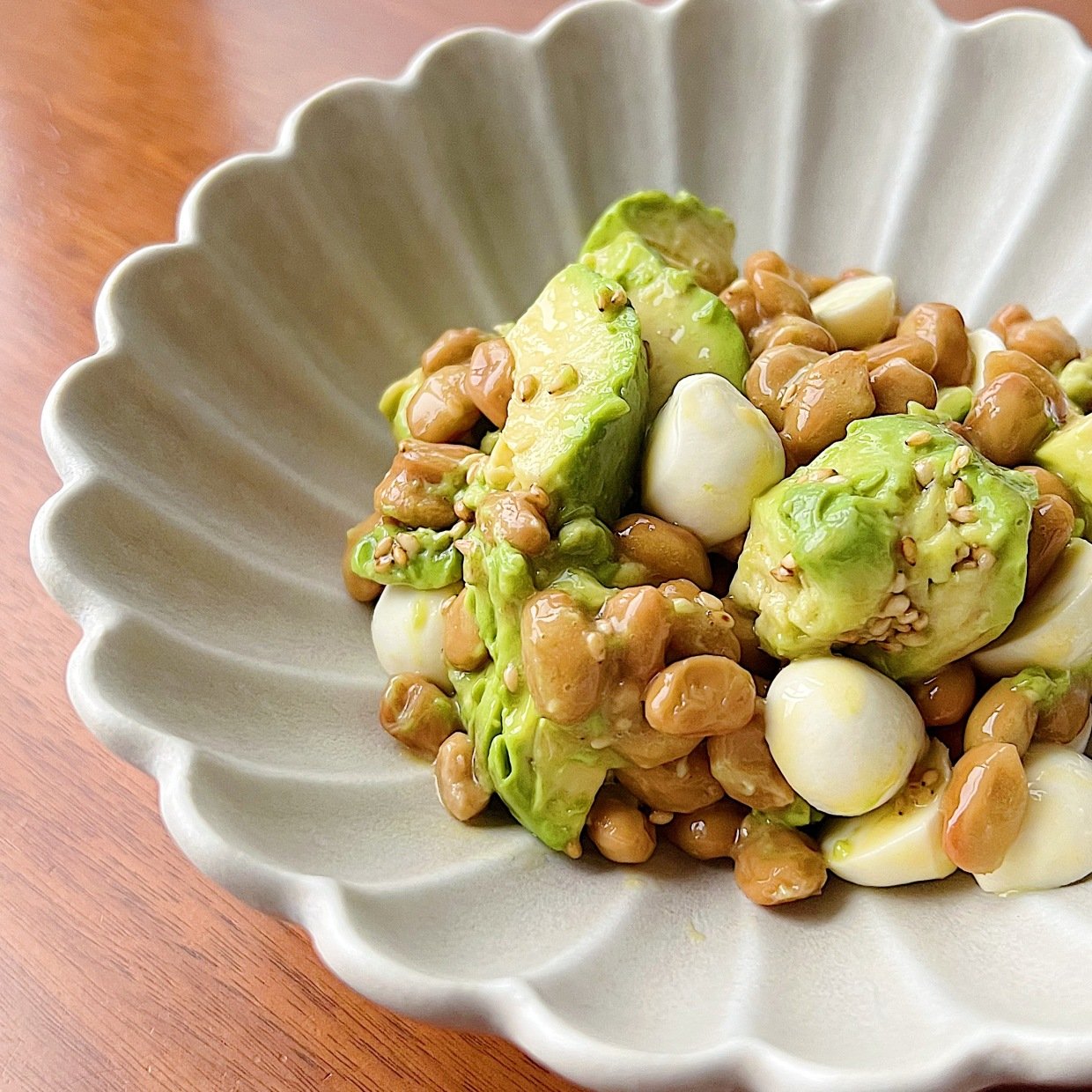  血管の老化を防ぐビタミンE。「納豆」にいれると体がよろこぶ“健康食材”とは？「積極的に摂りたい」 