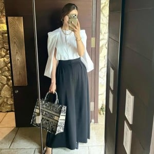 「おしゃれさんだよね」と噂されちゃうかも！40歳からの夏の【二の腕カバー】コーデ3選