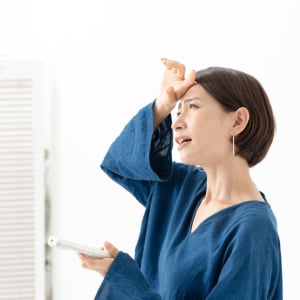 カーテンを開けっぱなしで外出する落とし穴。「夏の冷房」で電気代をムダにする“3つのNG習慣”