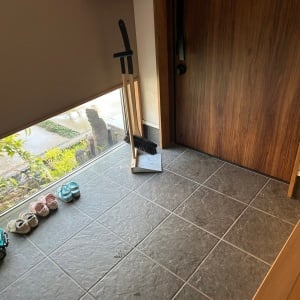 朝の1分で変わる！気持ちが整う“朝の掃除ルーティン”3つ「ゆるいから続く」「金運アップ」