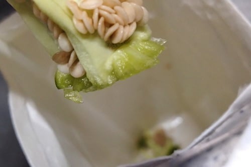 丈夫な牛乳パックは「生ゴミを捨てる」のに活用できる!