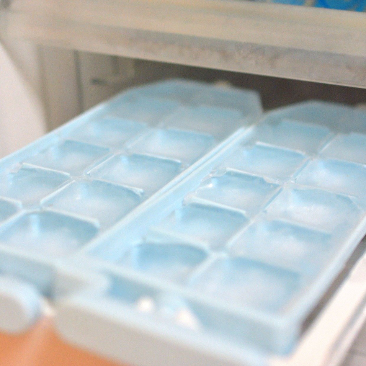  「製氷皿」に定番調味料を入れると…？「時短になる」「便利！」 