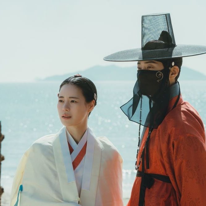  『オク氏夫人伝 -偽りの身分 真実の人生-』 © SLL Joongang Co.,Ltd all rights reserved. U-NEXTにて独占配信中 