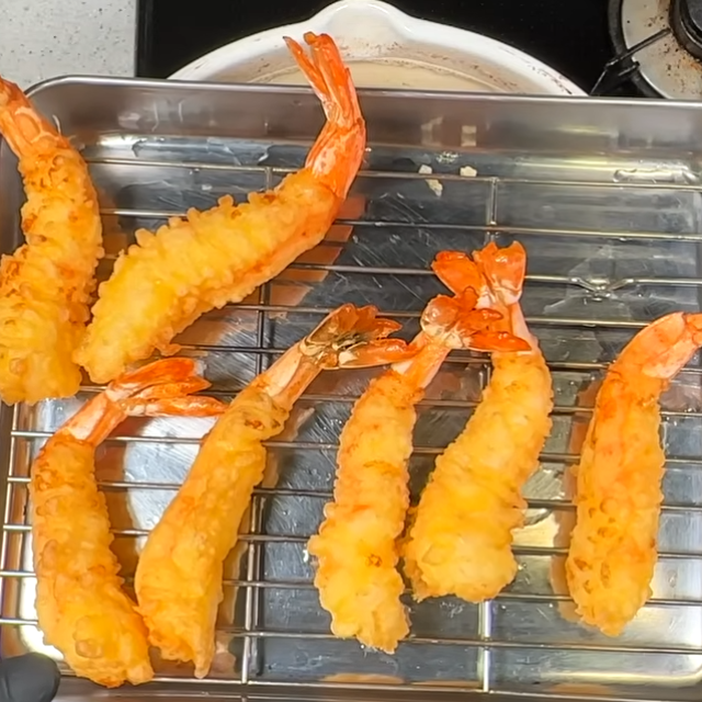  揚げ物が苦手でも大丈夫！家でも本格的な天ぷらが作れるワザ「お店の味みたい」「サクサク！」 