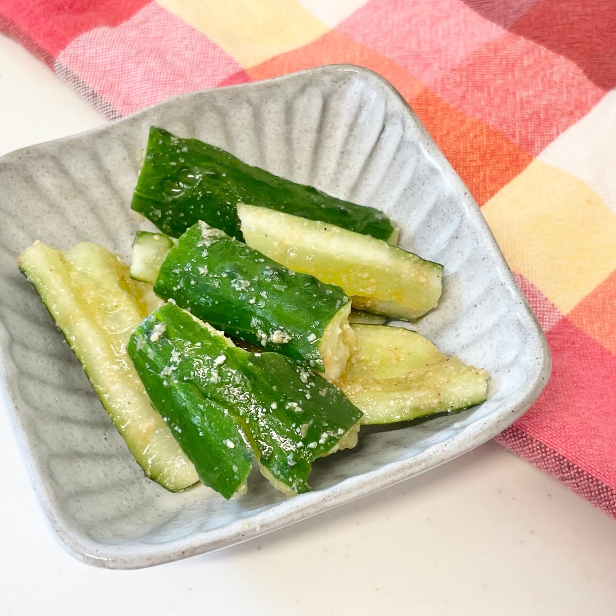  むくみが気になる人必見！“きゅうり”をたたいて漬けるだけ！さっぱり食べられる調味料とは？「節約にも」 