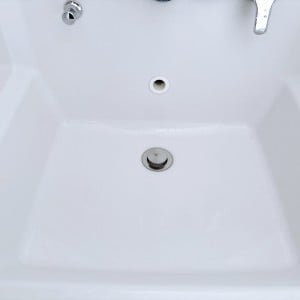 「洗面台まわり」が一気にピカピカ！“洗剤1本”で完結する簡単お掃除術「時短にもなる」「続けられそう」