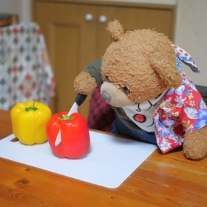 パプリカを焼いて漬けるだけ！和食洋食どちらにも合う副菜の作り方「クエン酸で夏の疲れを回復！」