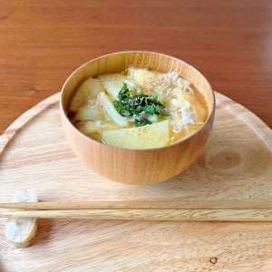 しらすとじゃがいもと大葉で。肌とめぐりを整える【ビタミン・カルシウム】が摂れる“美容のみそ汁”