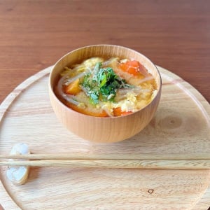 「みそ汁」に入れると夏のダメージ肌が喜ぶ。ビタミンCをまるごとチャージできる“美肌習慣”