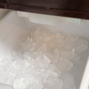 氷が全然できない…。「自動製氷機」の“製氷スピードが落ちる原因”3つ「うっかりやりがち」