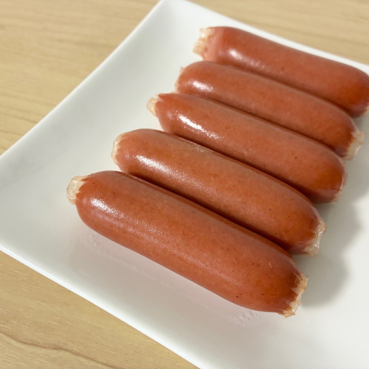  安売りウインナーを“高級ウインナーの味わいに変える”裏ワザ「旨みが凝縮する！」「簡単」 