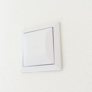 エアコン使用時に「給気口」を閉めてはいけないワケ→「知らずに閉めてた…」「開けたままが正解」