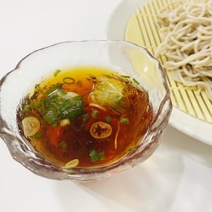 毎回刻まない！「薬味」の準備が超絶ラクになる時短ワザ→「便利すぎる」「冷たい麺にぴったり！」